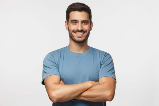 Hombre joven y guapo, principio del donante de esperma.