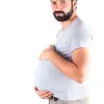 hombre-con-síndrome-de-couvade